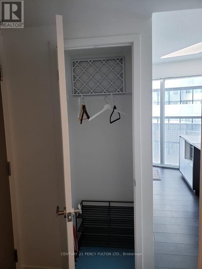 5902 - 88 Harbour Street, Toronto, Ontario M5J 1B7 - Photo 11 - C13582226