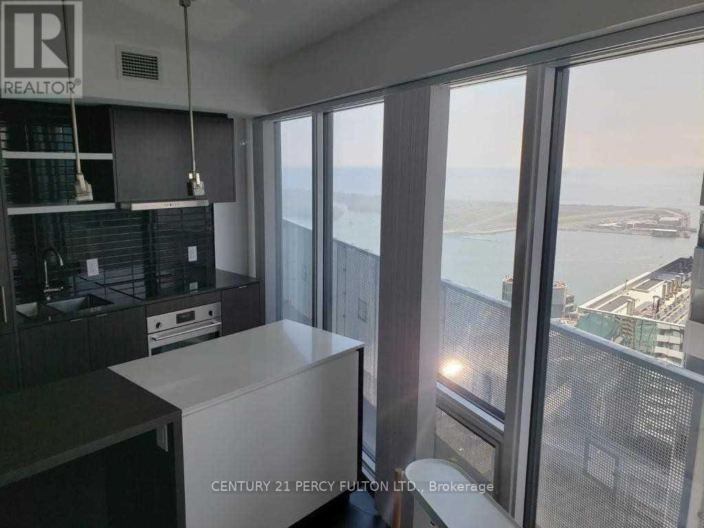 5902 - 88 Harbour Street, Toronto, Ontario M5J 1B7 - Photo 8 - C13582226