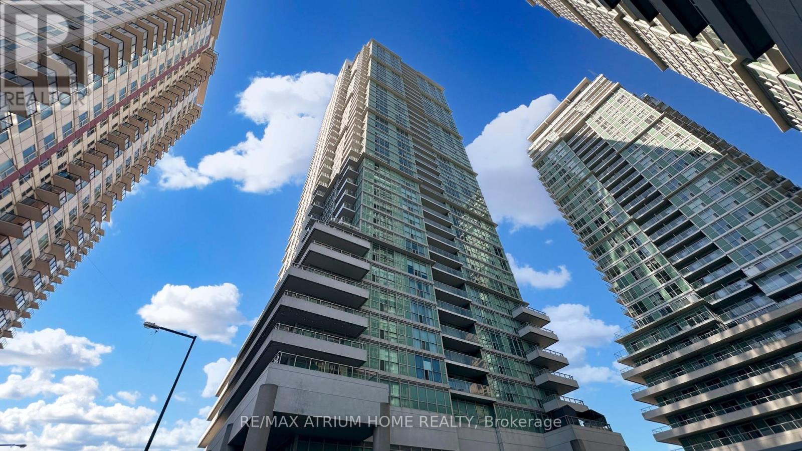 3011 - 50 Town Centre Court, Toronto, Ontario M1P 4Y7 - Photo 3 - E13582246