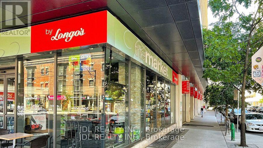 1810 - 111 Elizabeth Street, Toronto, Ontario M5G 1P7 - Photo 9 - C13582268