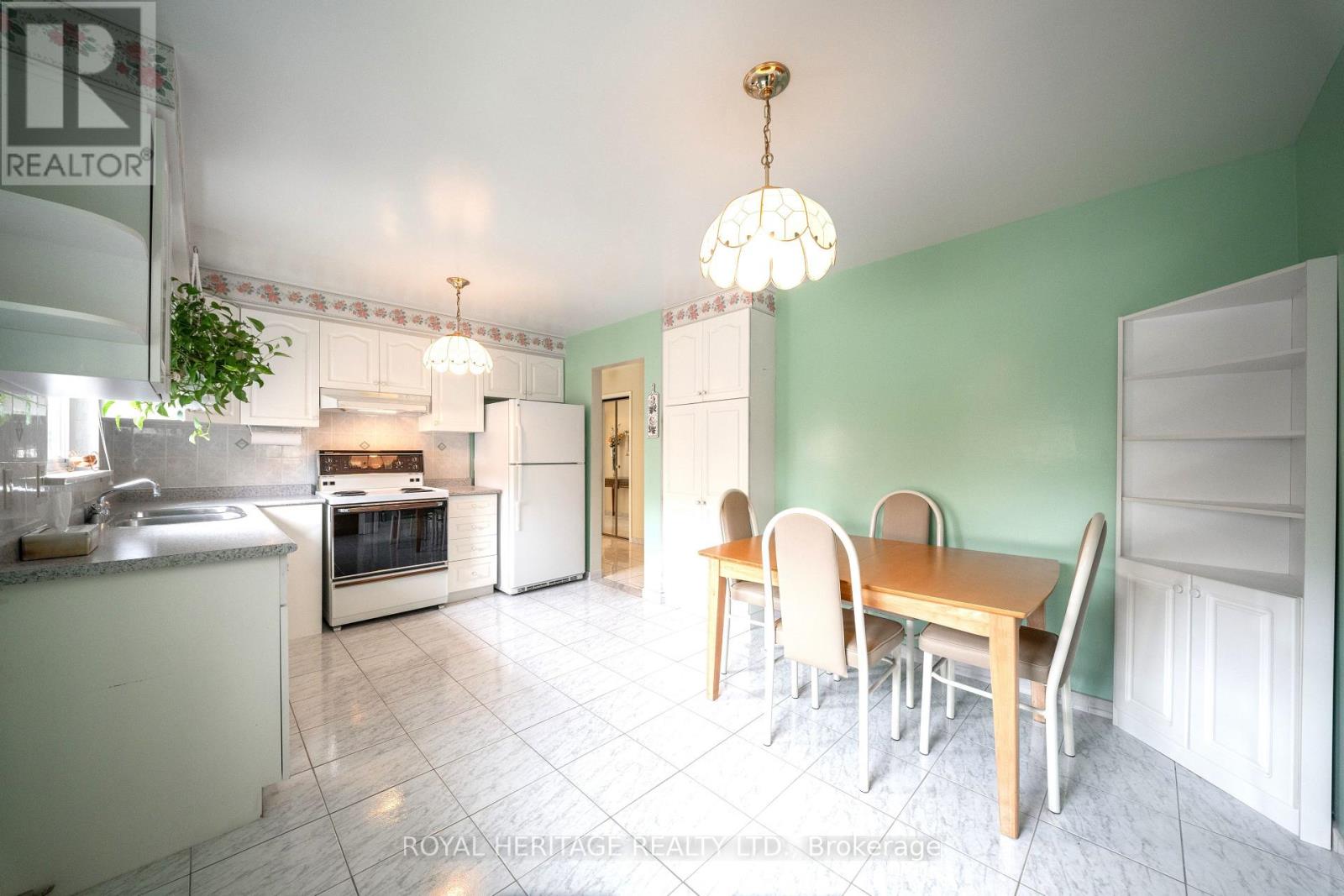 79 Fulbert Crescent, Toronto, Ontario M1S 1C5 - Photo 11 - E13582272