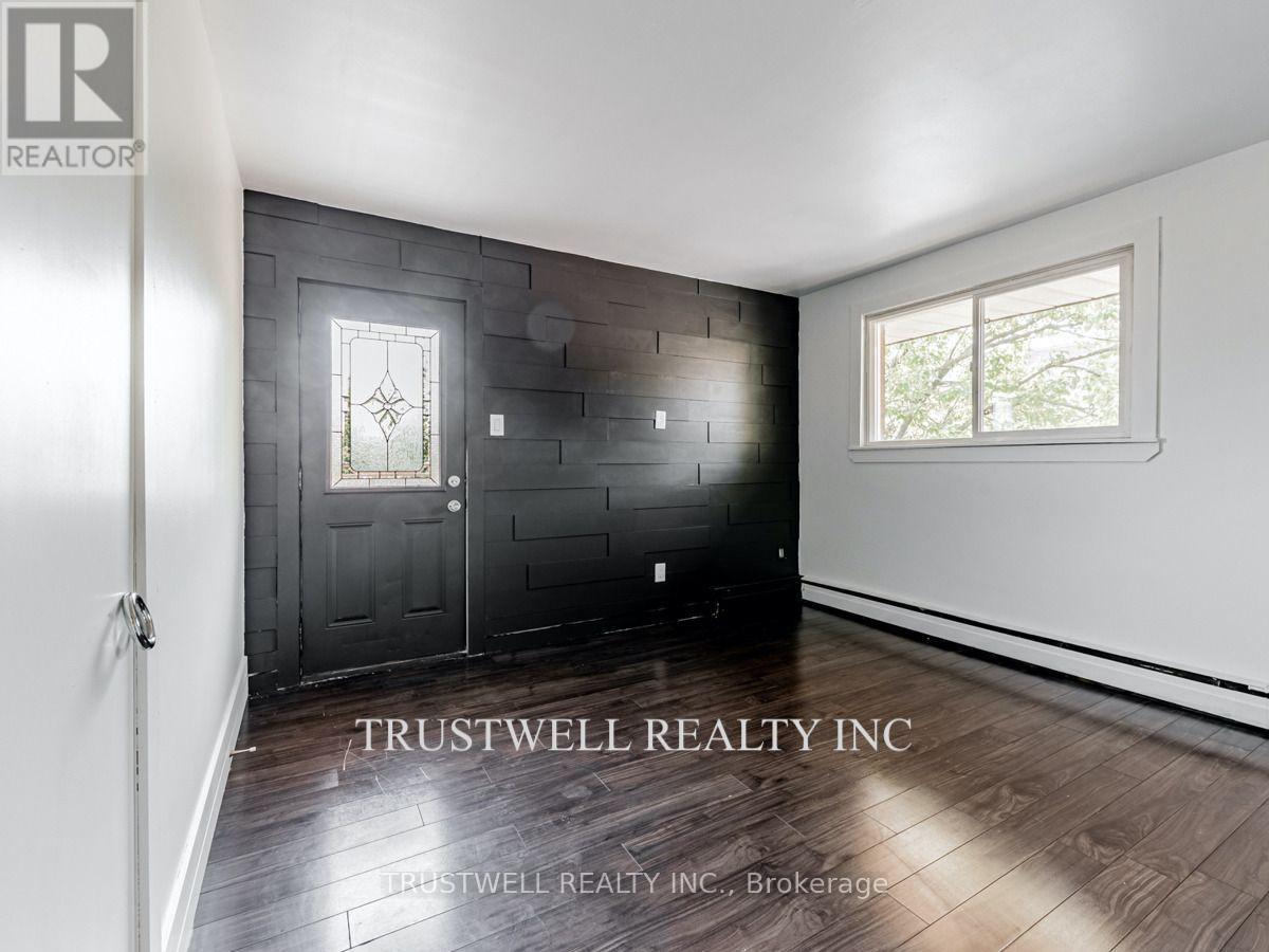 3 - 105 Mary Street E, Whitby, Ontario L1N 2P3 - Photo 13 - E13582286