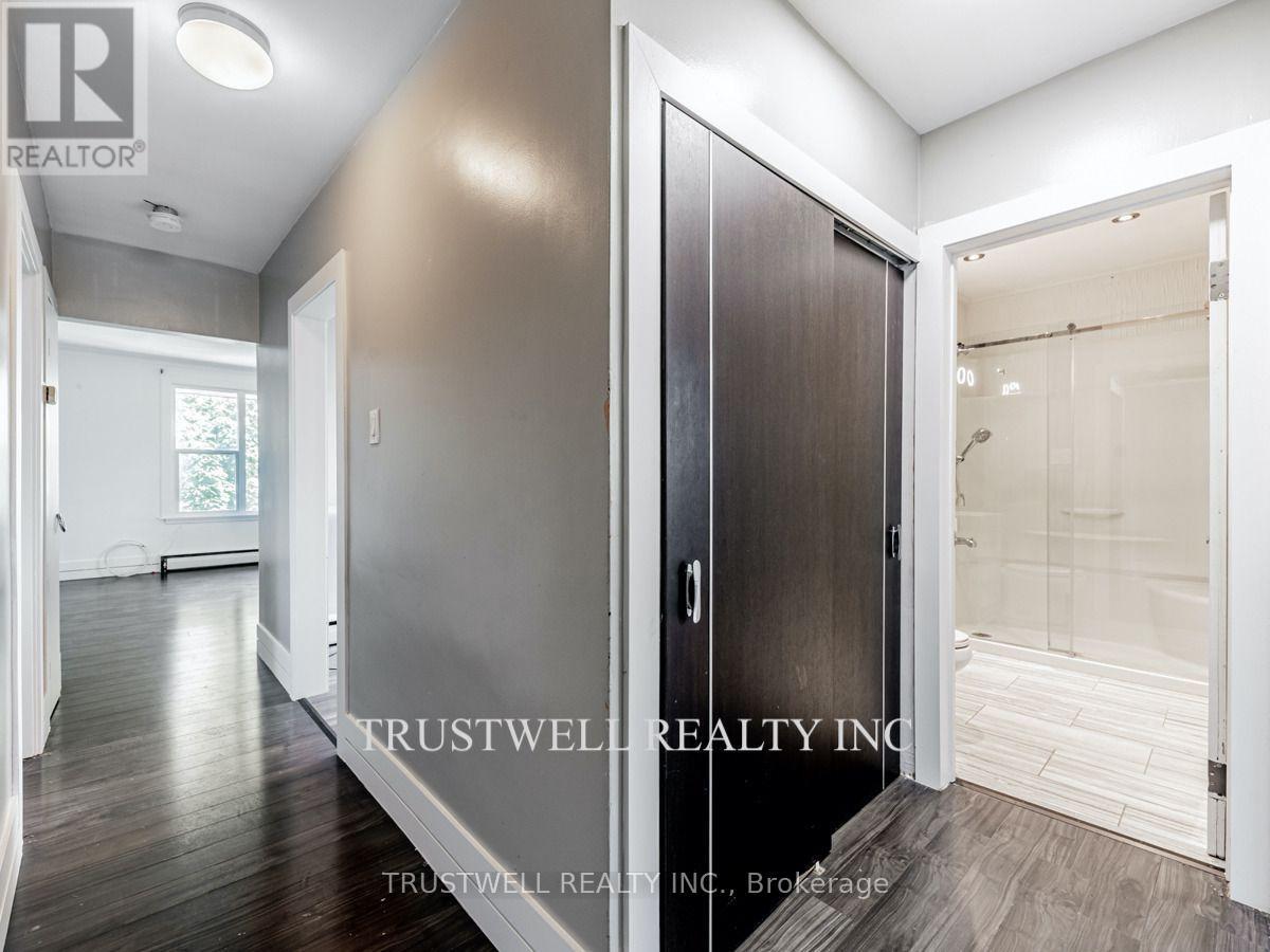 3 - 105 Mary Street E, Whitby, Ontario L1N 2P3 - Photo 14 - E13582286