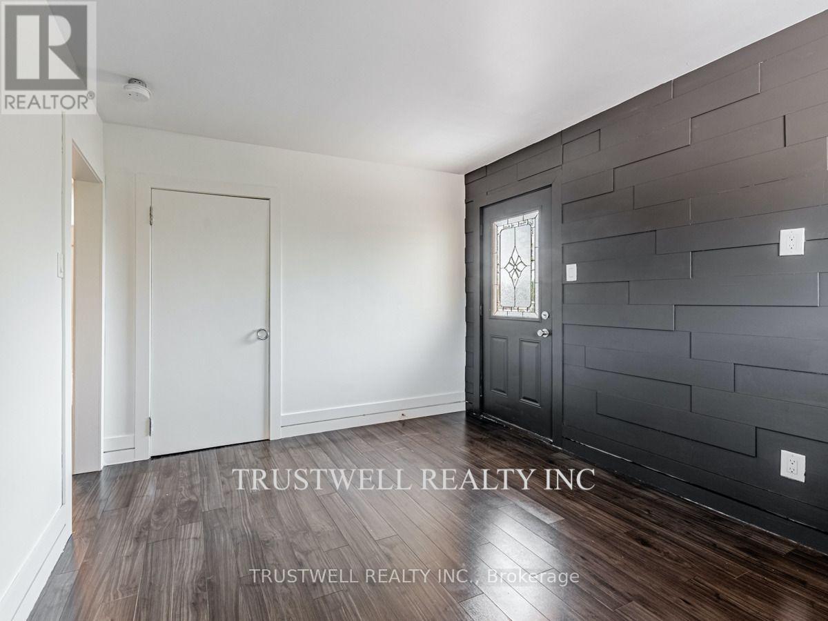 3 - 105 Mary Street E, Whitby, Ontario L1N 2P3 - Photo 15 - E13582286
