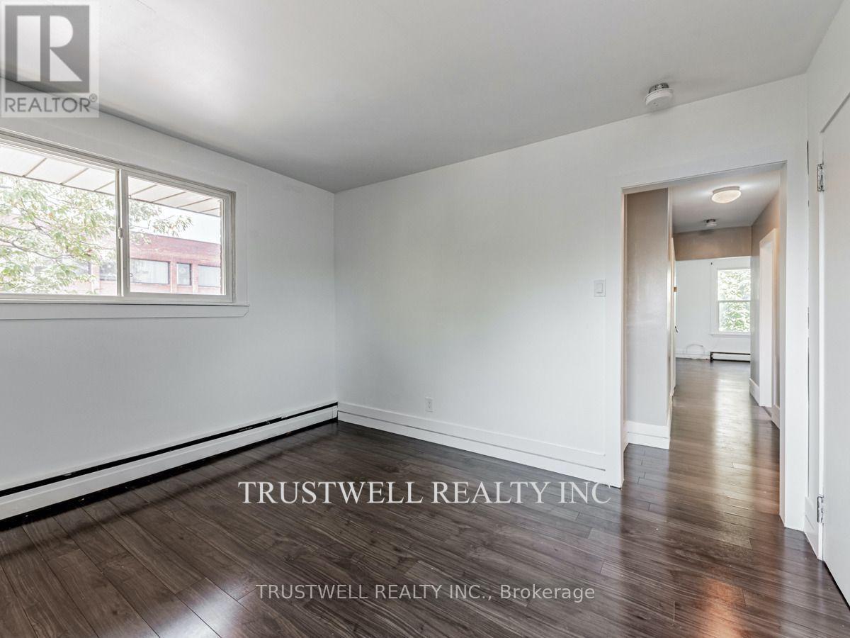 3 - 105 Mary Street E, Whitby, Ontario L1N 2P3 - Photo 16 - E13582286
