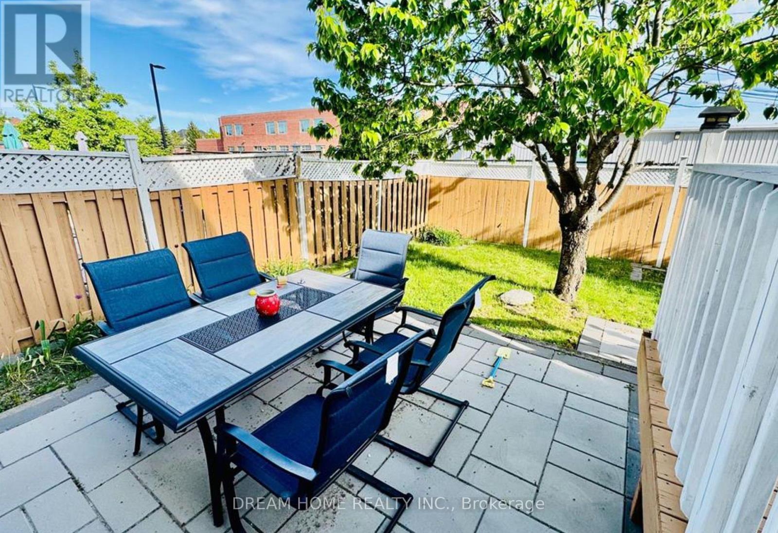 23 Wiltshire Drive, Markham, Ontario L6C 2N3 - Photo 18 - N13582306