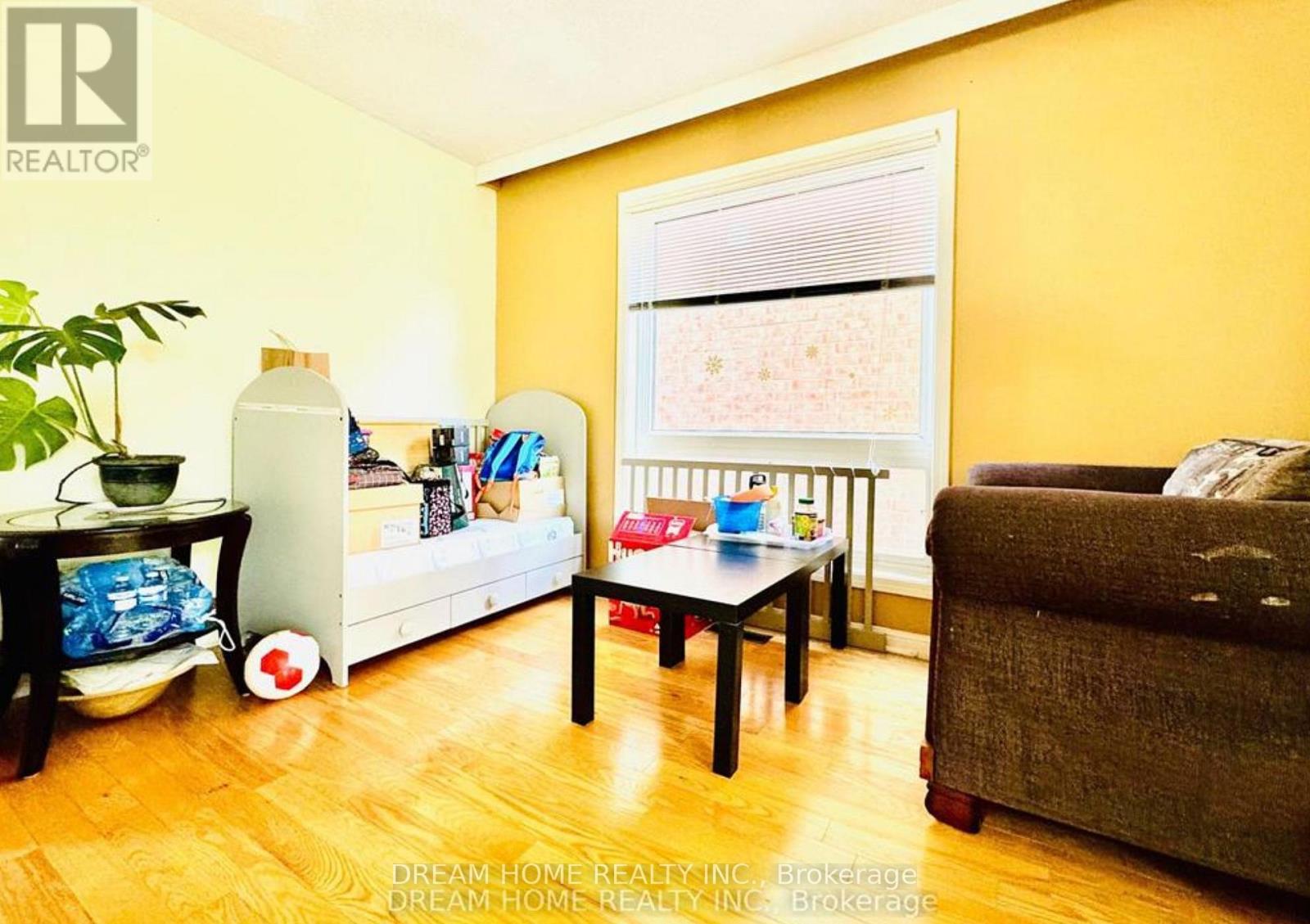 23 Wiltshire Drive, Markham, Ontario L6C 2N3 - Photo 7 - N13582306