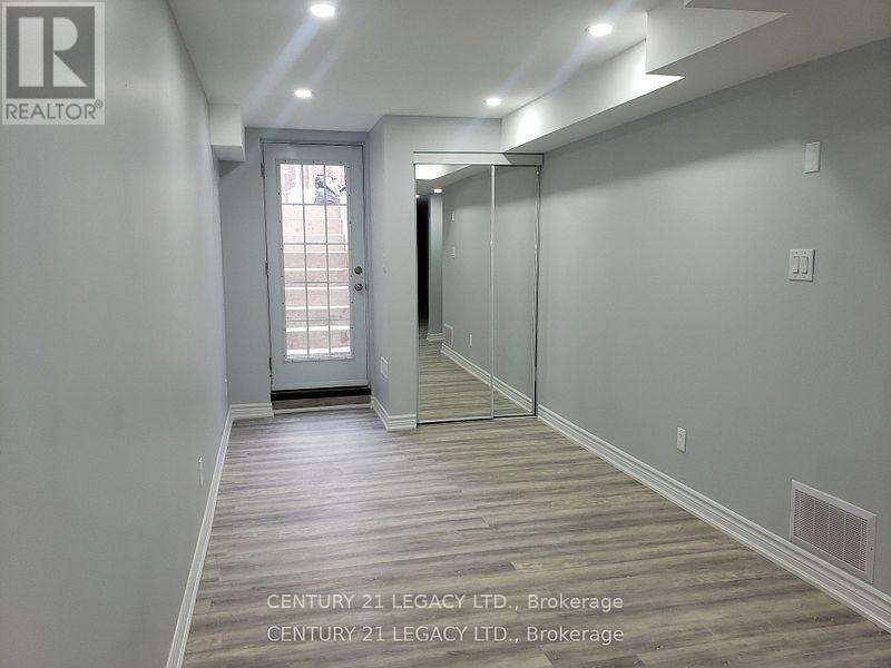 Lower Level - 21 Kilrea Way, Brampton, Ontario L6X 0P9 - Photo 2 - W13582300