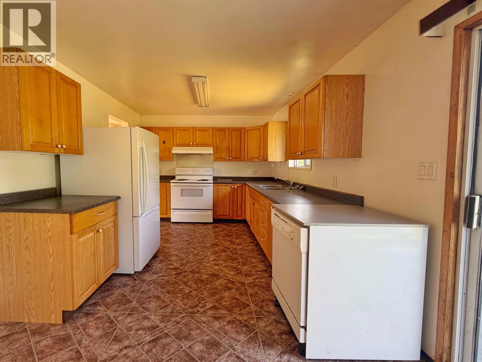 1620 Kootenay Avenue, Prince Rupert, British Columbia V8J 2A8 - Photo 9 - R3147781