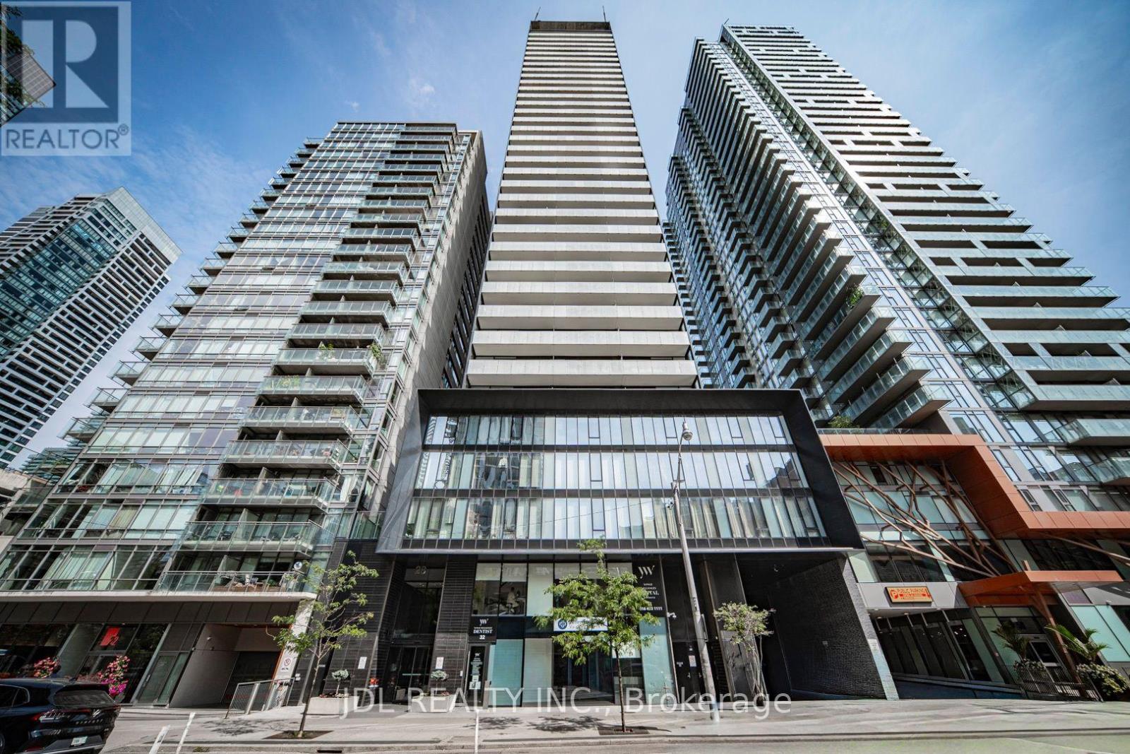 3510 - 28 WELLESLEY STREET E, Toronto, Ontario