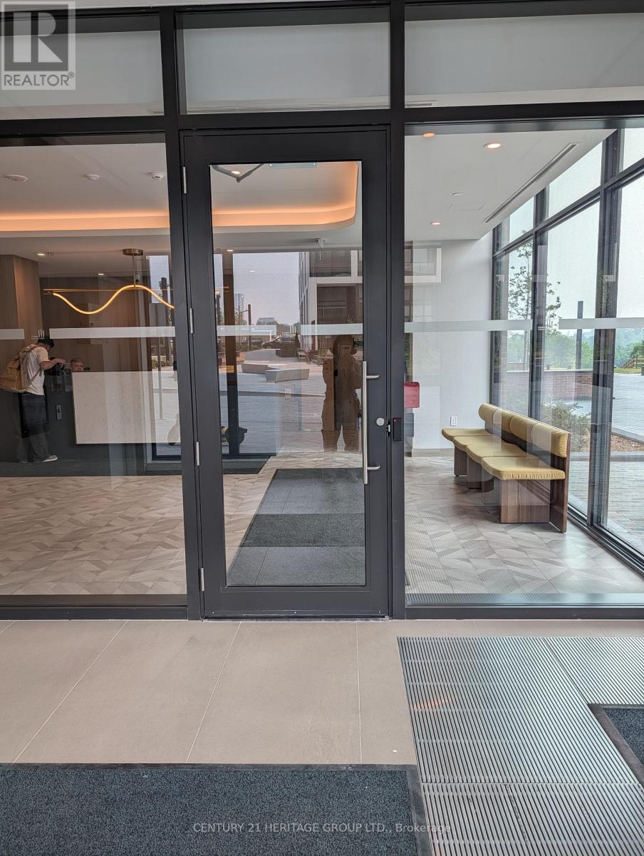 3005 - 5 Quarrington Lane, Toronto, Ontario M3C 0S5 - Photo 2 - C13582340
