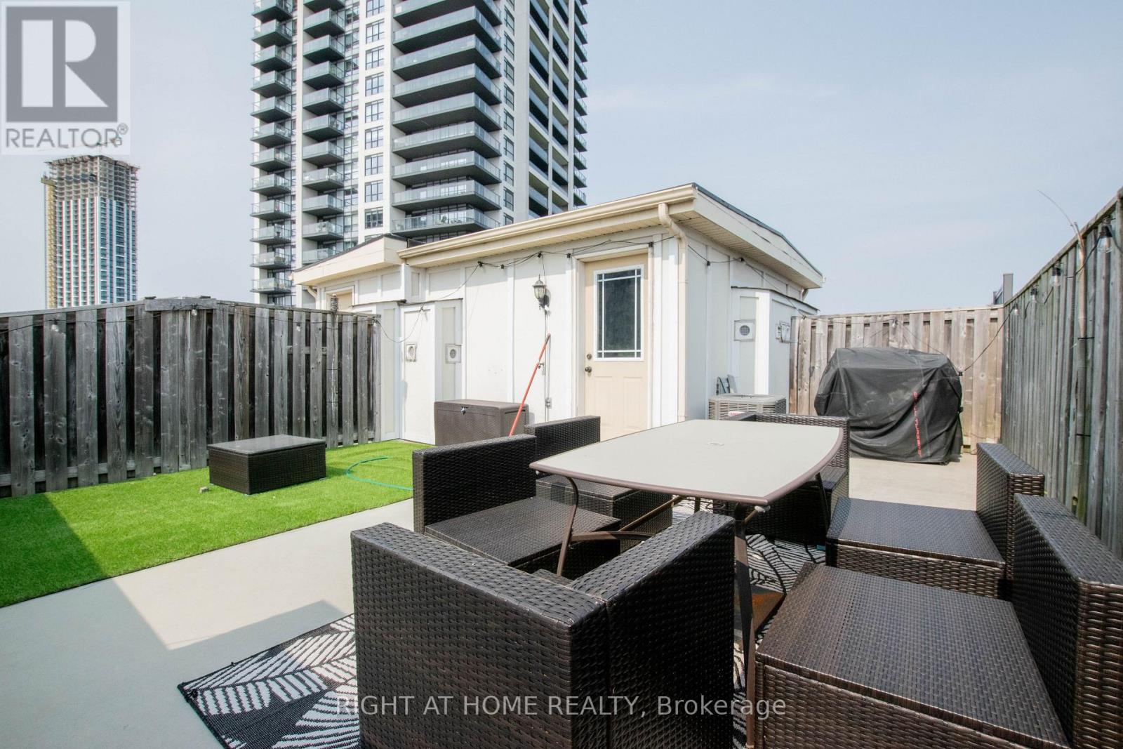 54 - 1250 St Martins Drive, Pickering, Ontario L1W 1L7 - Photo 25 - E13582332