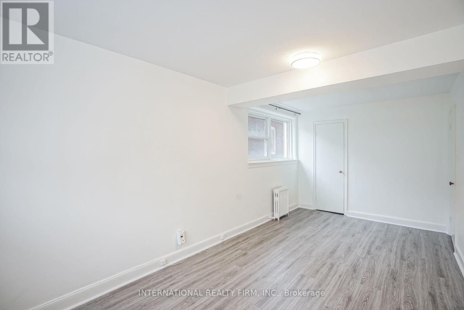 3 - 293 Indian Grove W, Toronto, Ontario M6P 2H6 - Photo 17 - W13582318