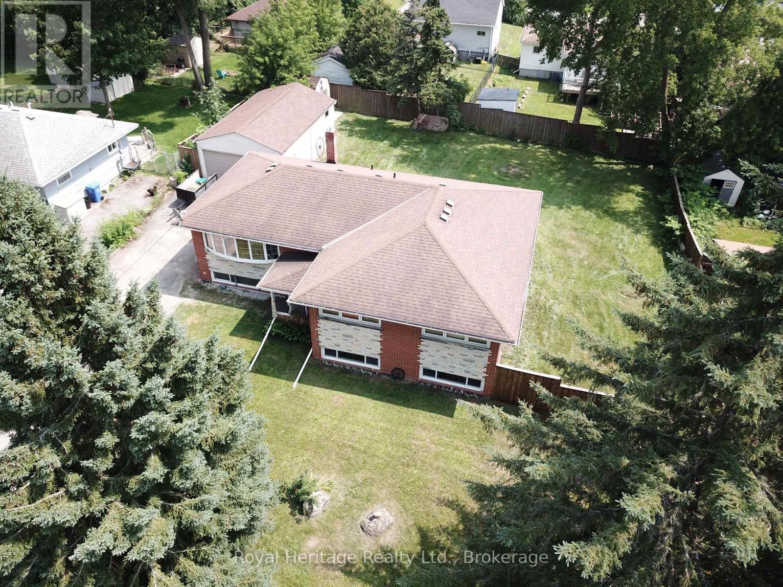 135 SILAS BOULEVARD, Georgina (Keswick North)