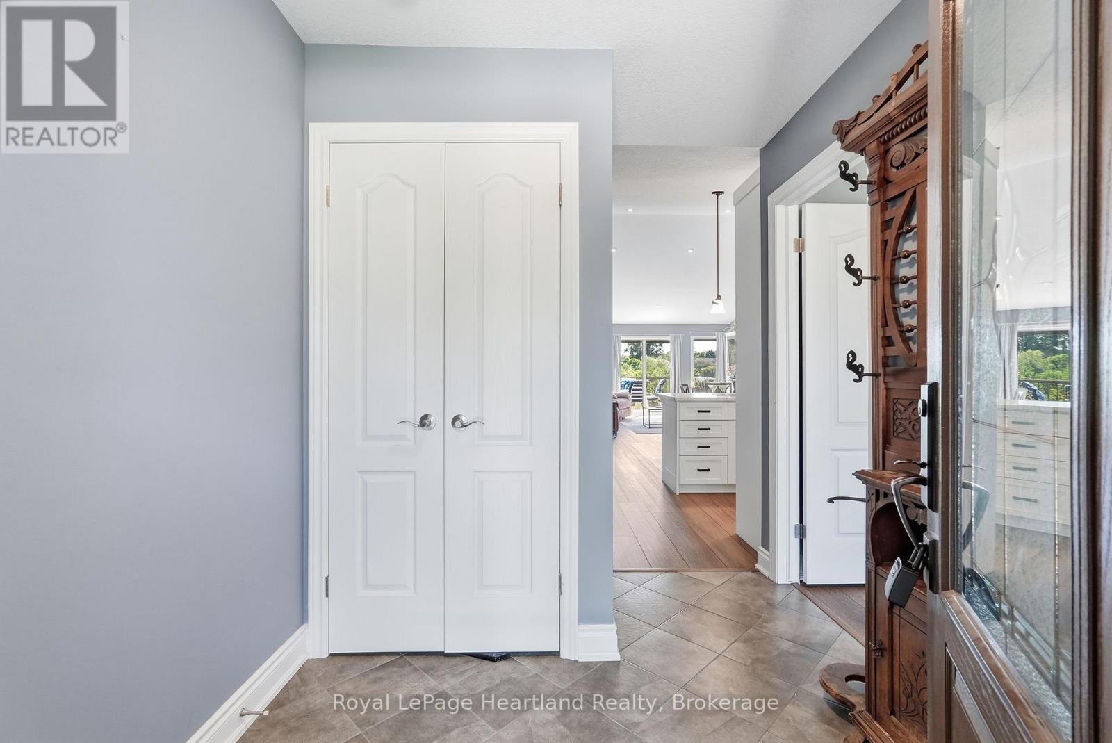 10 Minto Street S, Minto, Ontario  N0G 1M0 - Photo 5 - X13582400