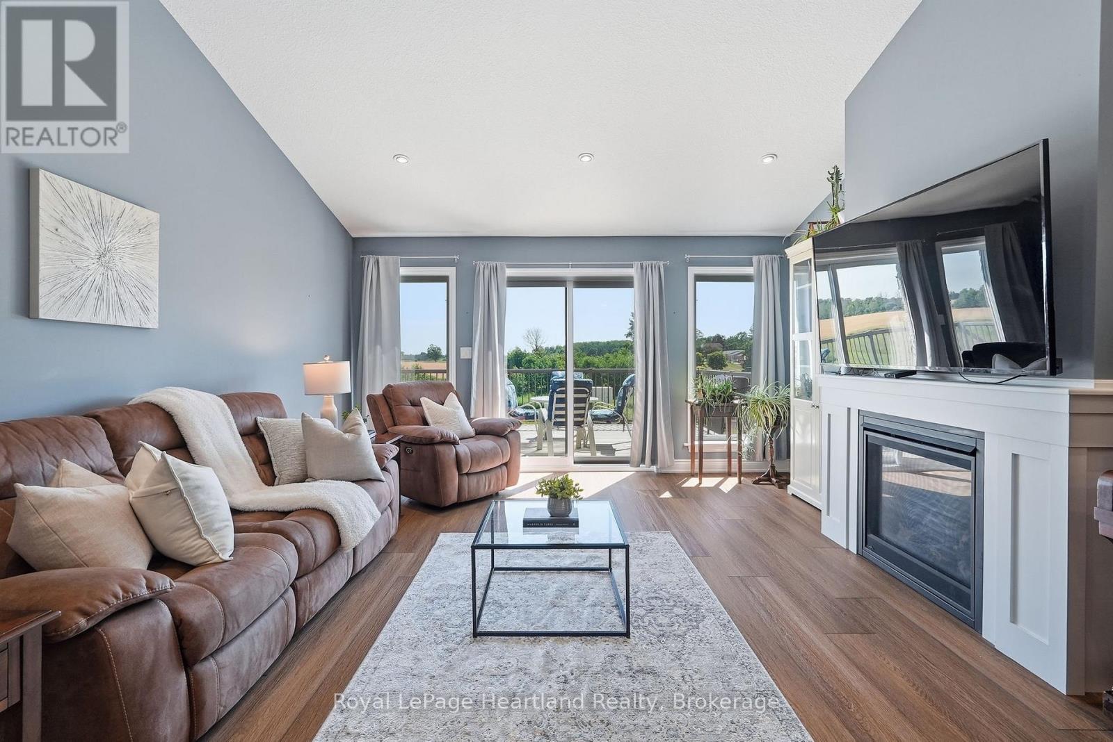 10 Minto Street S, Minto, Ontario  N0G 1M0 - Photo 7 - X13582400