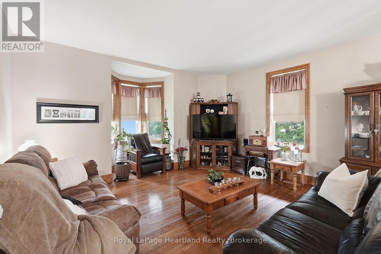 2037 Harriston Road, Howick, Ontario  N0G 1X0 - Photo 10 - X13582420