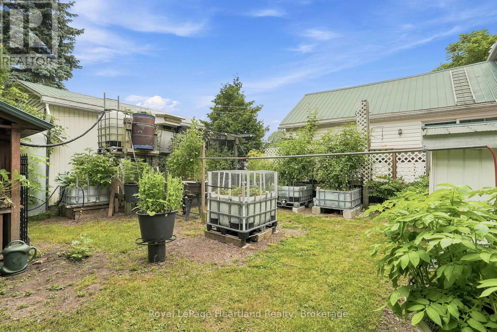 2037 Harriston Road, Howick, Ontario  N0G 1X0 - Photo 36 - X13582420