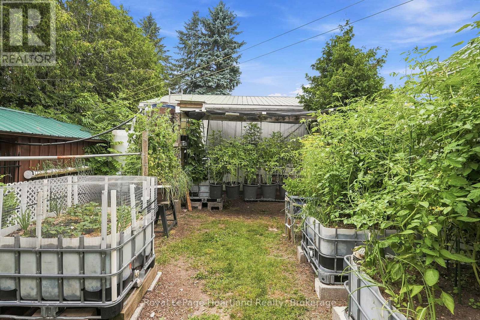 2037 Harriston Road, Howick, Ontario  N0G 1X0 - Photo 38 - X13582420