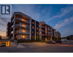 247 GREY SILO Road Unit# 102, Waterloo, Ontario
