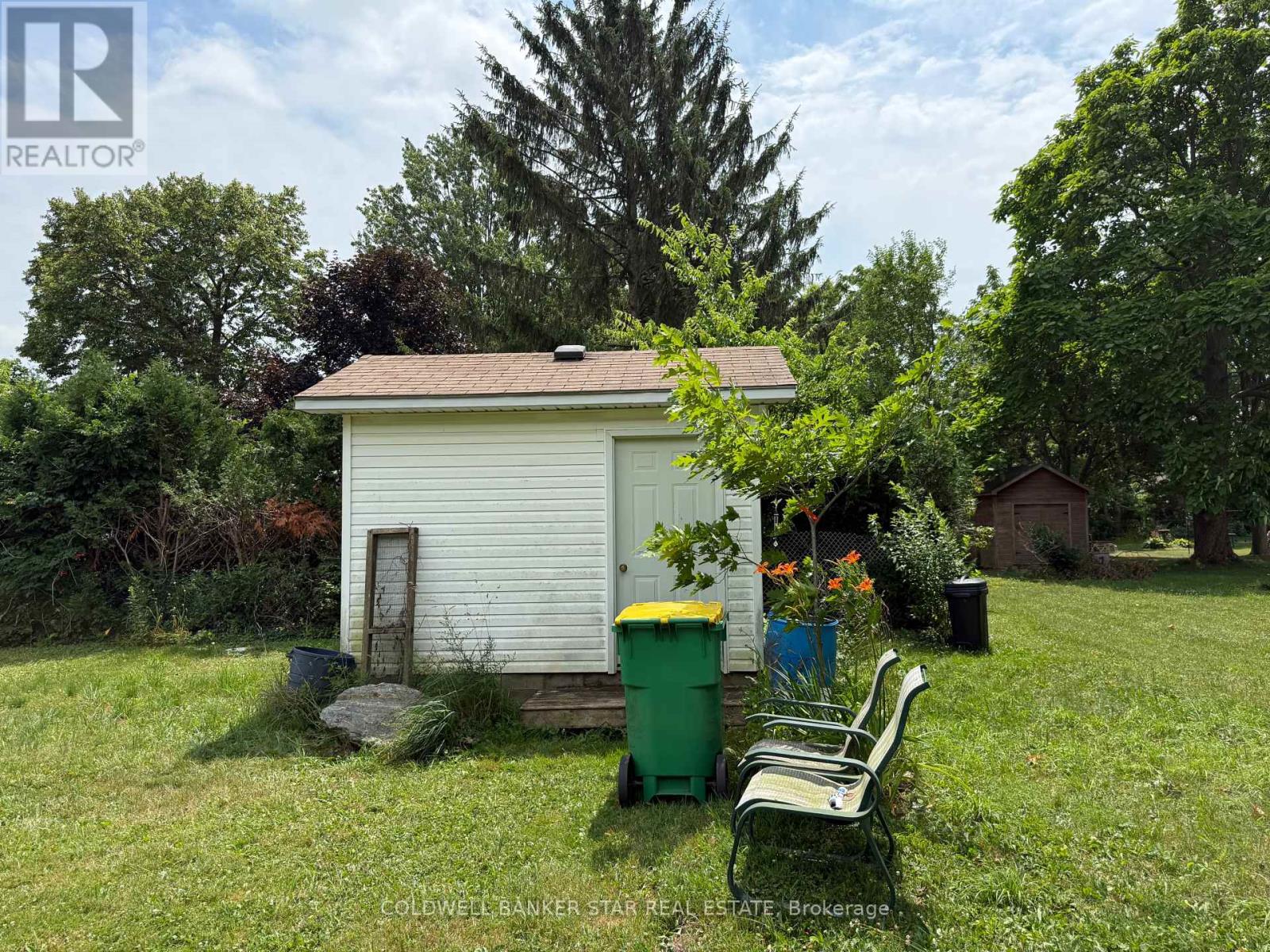 112 Victoria Street, Southwest Middlesex, Ontario N0L 1M0 - Photo 3 - X13582396