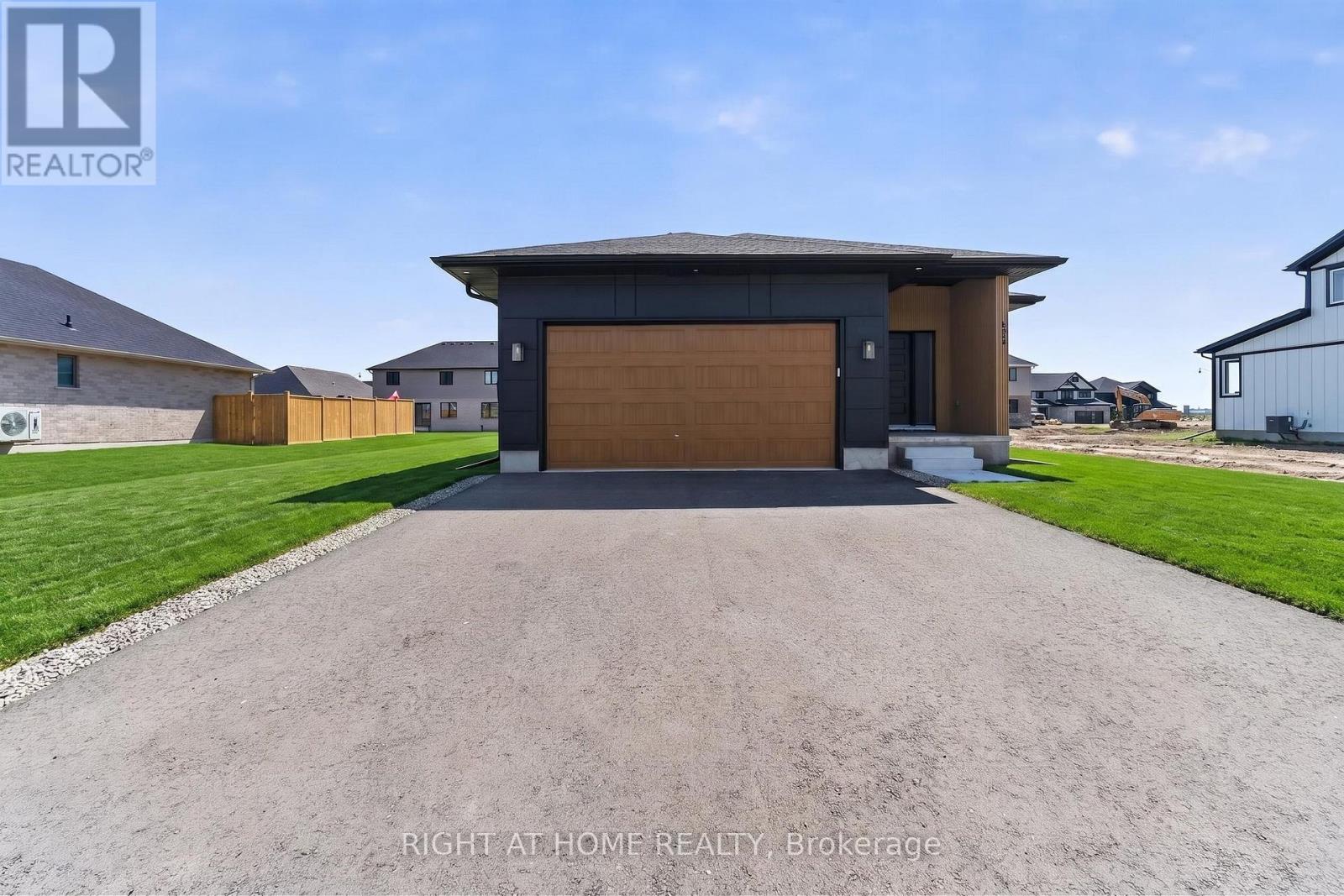 173 RENAISSANCE DRIVE, St. Thomas, Ontario