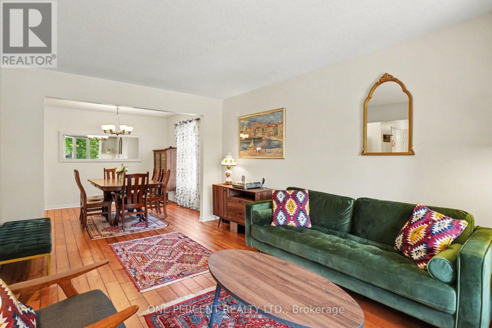 161 Beechfern Drive, Ottawa, Ontario  K2S 1E3 - Photo 3 - X13582442