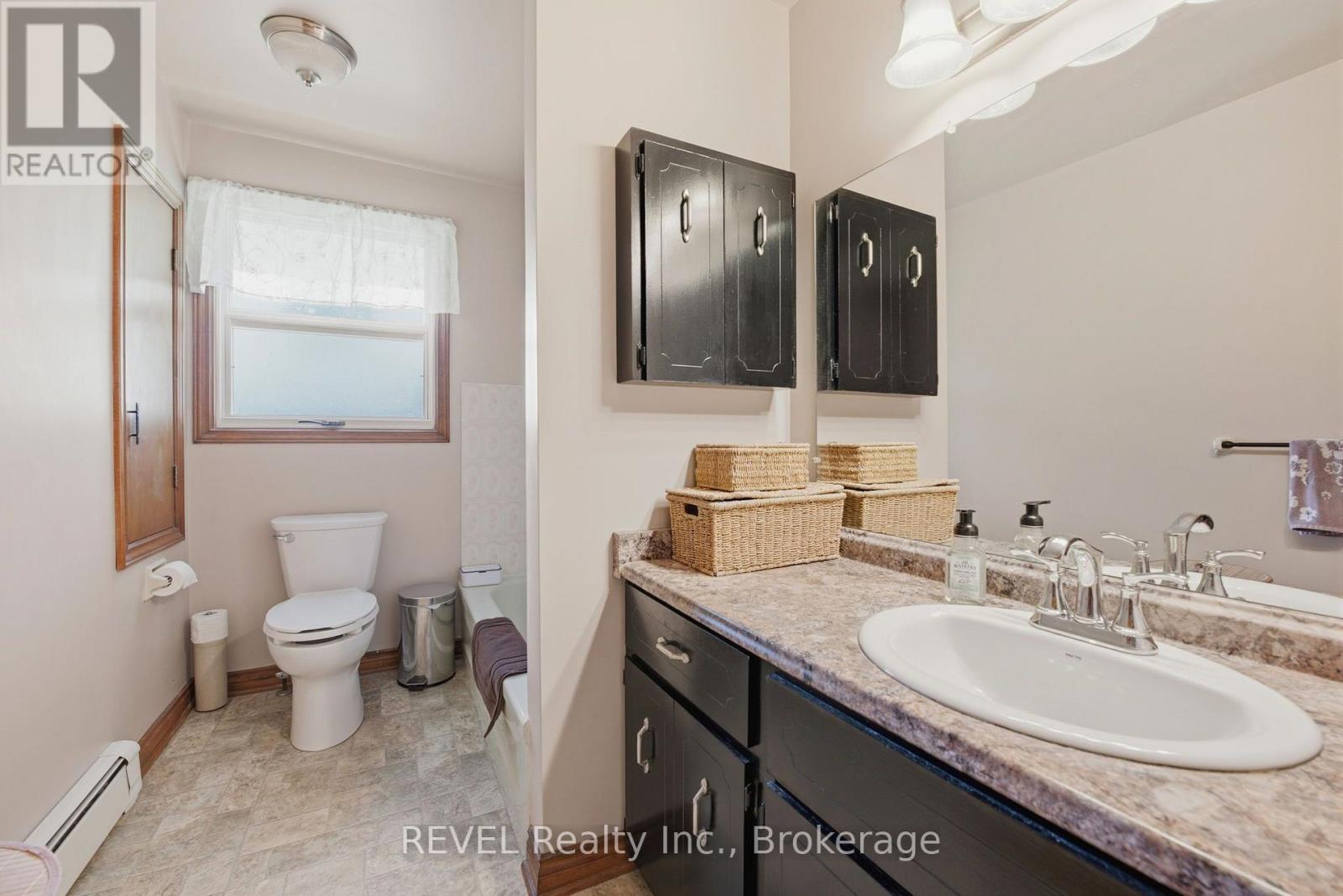 4325 White Road, Port Colborne, Ontario  L3B 5N7 - Photo 21 - X13582438