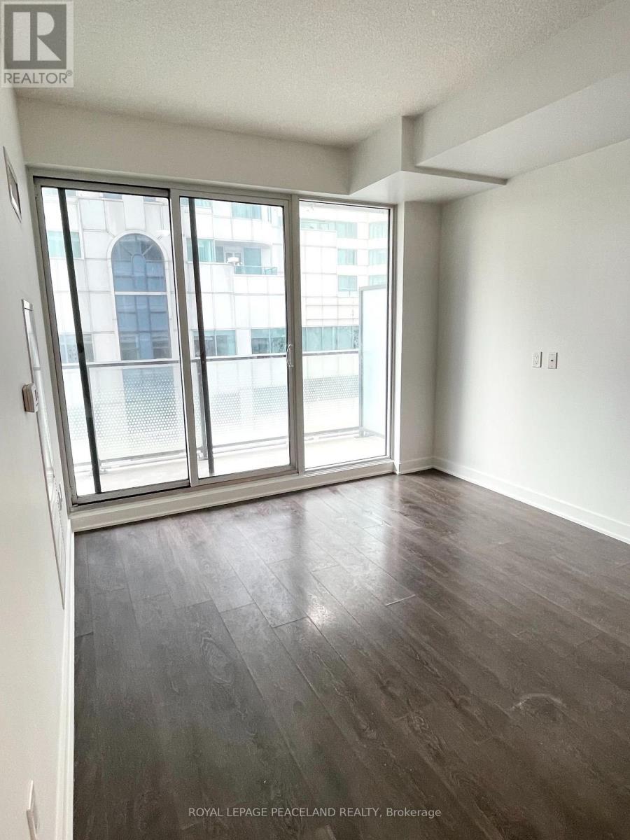 1105 - 125 Blue Jays Way, Toronto, Ontario M5V 0N5 - Photo 4 - C13582362