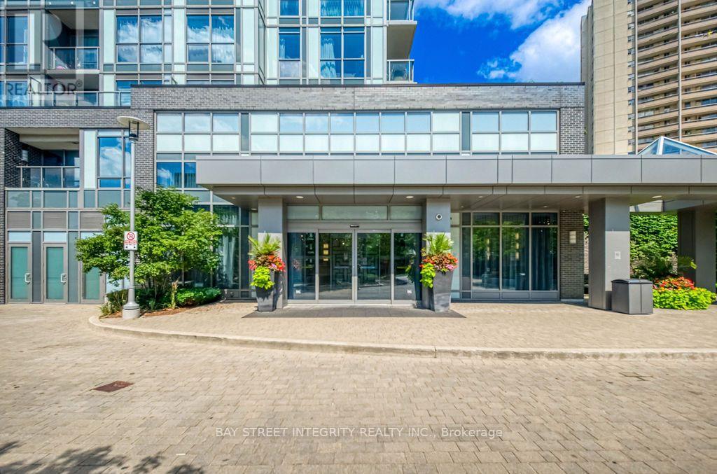 909 - 18 Graydon Hall Drive, Toronto, Ontario  M3A 2Z9 - Photo 3 - C13582450