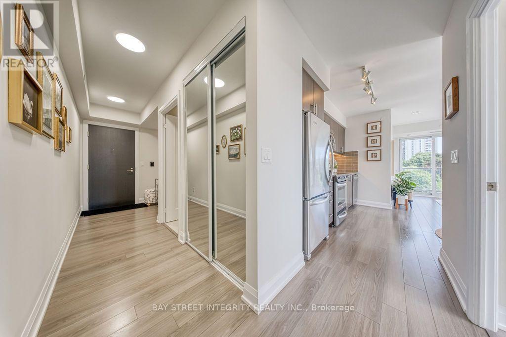 909 - 18 Graydon Hall Drive, Toronto, Ontario  M3A 2Z9 - Photo 7 - C13582450