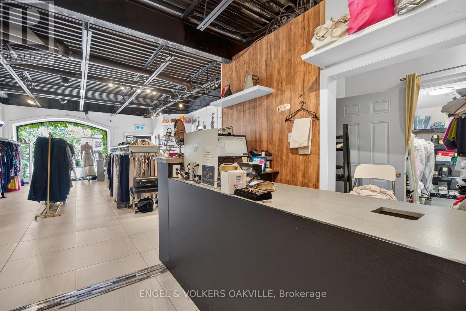 106 Reynolds Street, Oakville, Ontario  L6J 6E9 - Photo 17 - W13581580