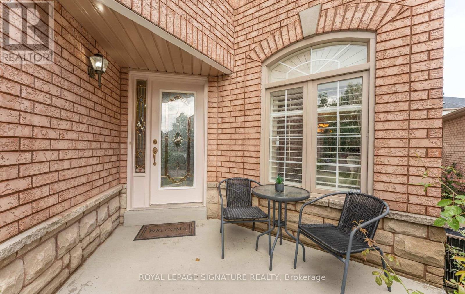 3252 Laburnum Crescent, Mississauga, Ontario  L5N 7M2 - Photo 3 - W13526410