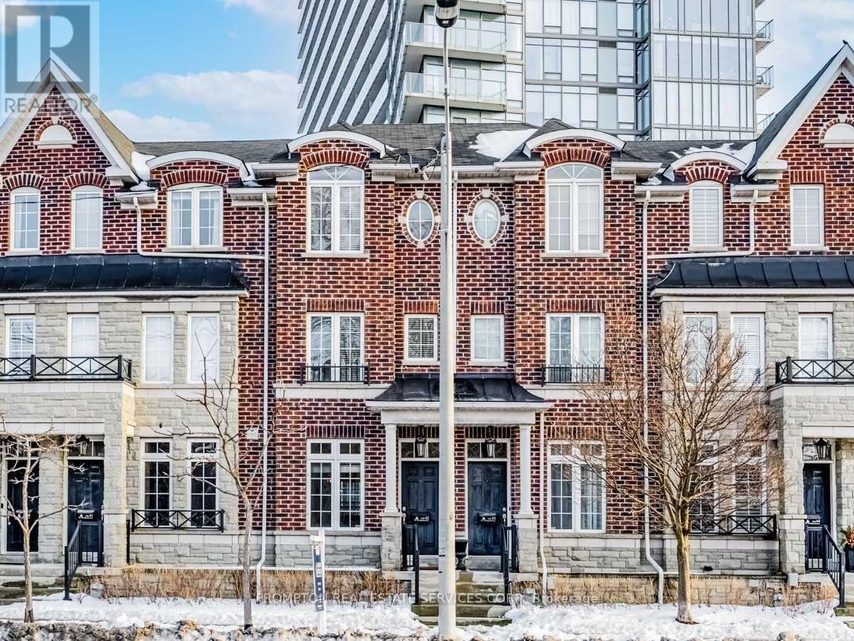42 - 99 The Queensway, Toronto, Ontario M6S 5B4 - Photo 1 - W13582378