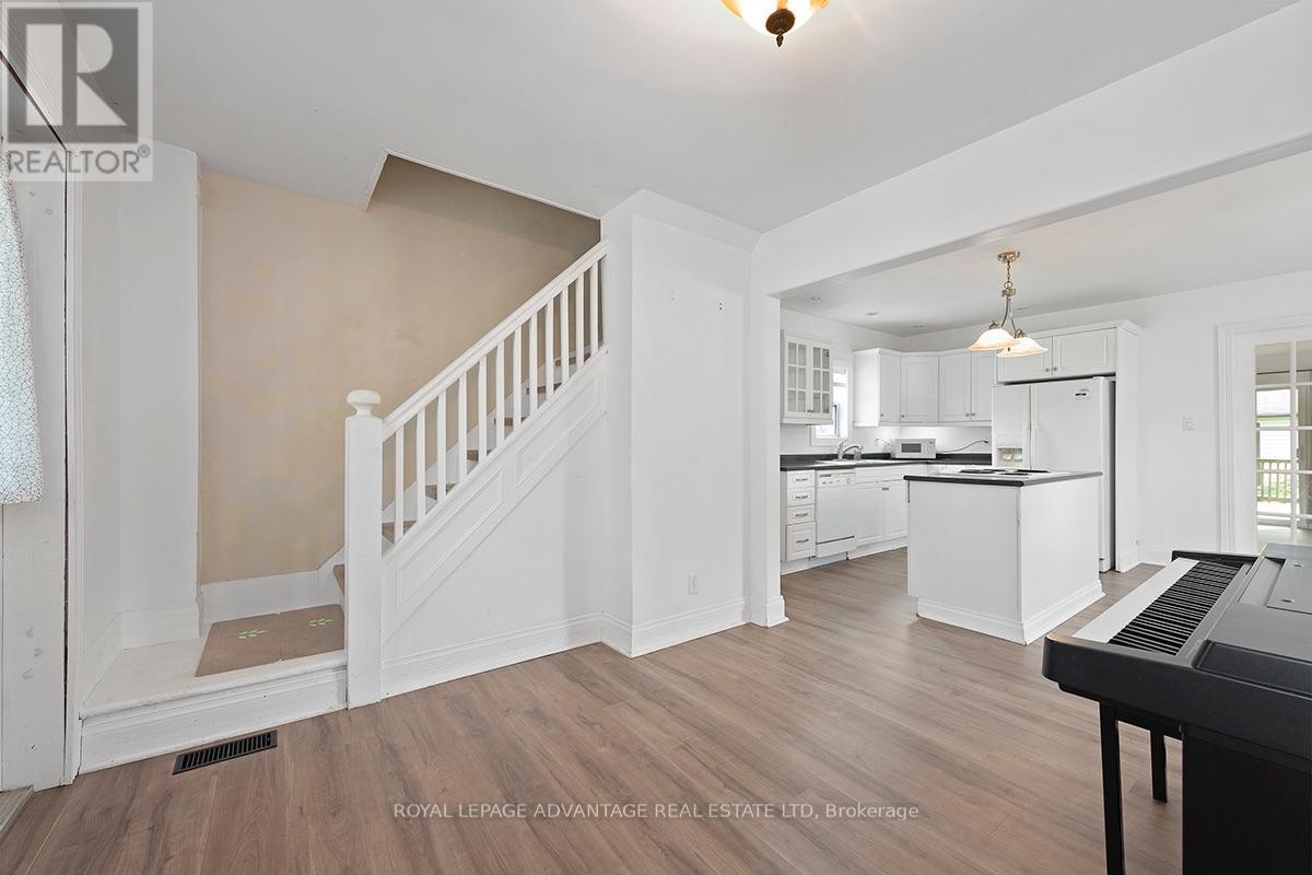 86 Beckwith Street E, Perth, Ontario  K7H 1C4 - Photo 17 - X13582478