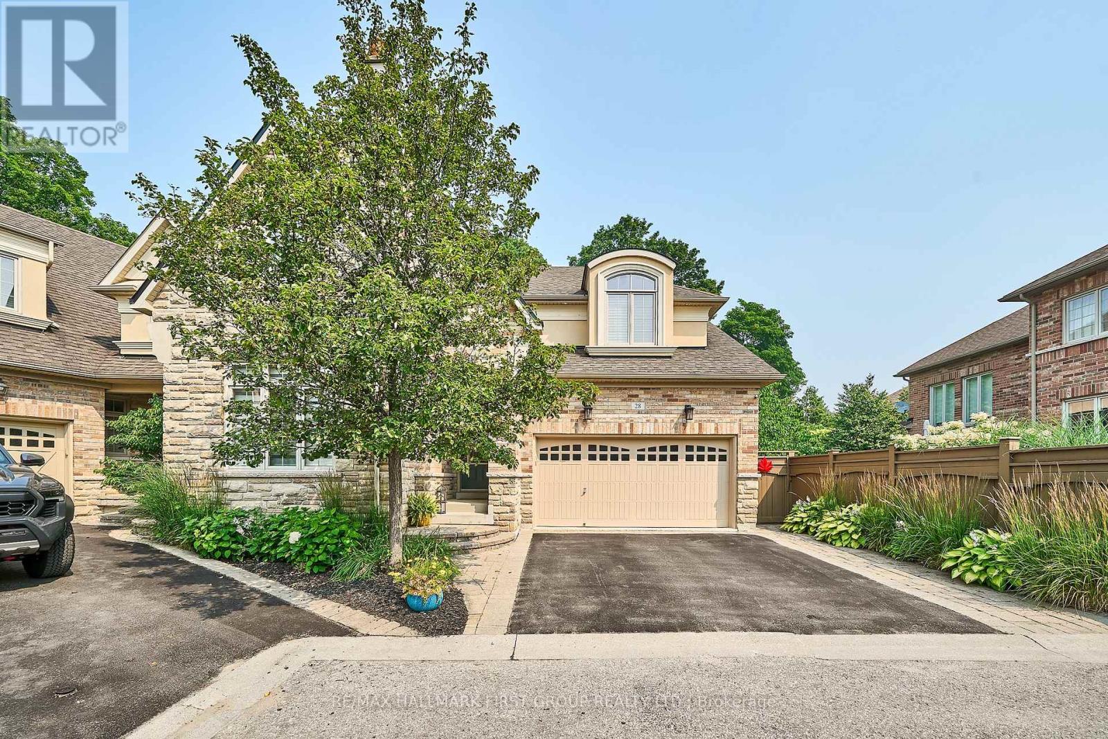 28 Illingworth Lane, Ajax, Ontario L1T 0L1 - Photo 3 - E13582532