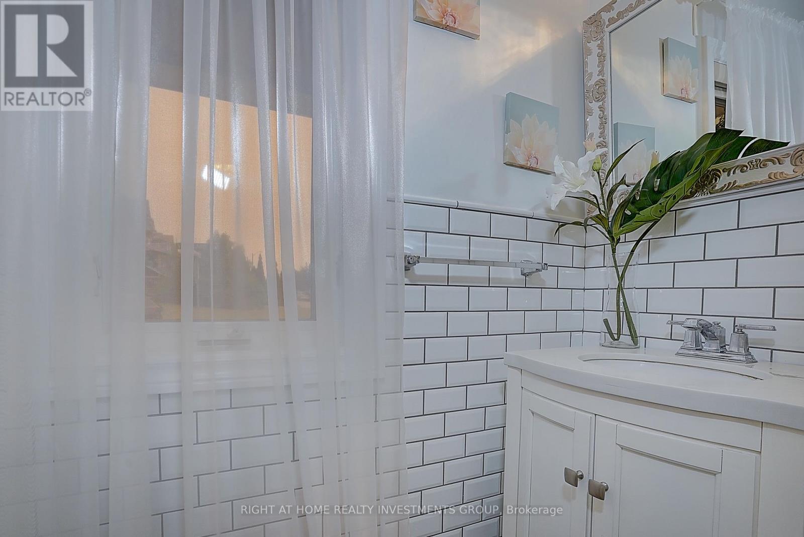 187 Vanguard Road, Vaughan, Ontario L4K 5G9 - Photo 35 - N13582506