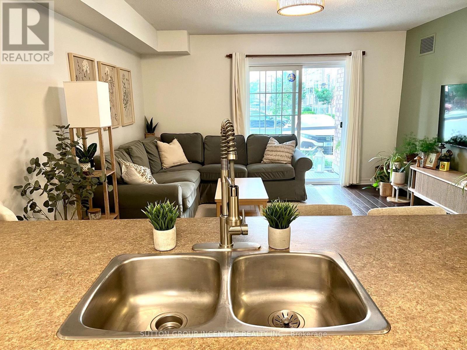 5 - 137 Sydenham Wells, Barrie, Ontario  L4M 0G7 - Photo 19 - S13582516