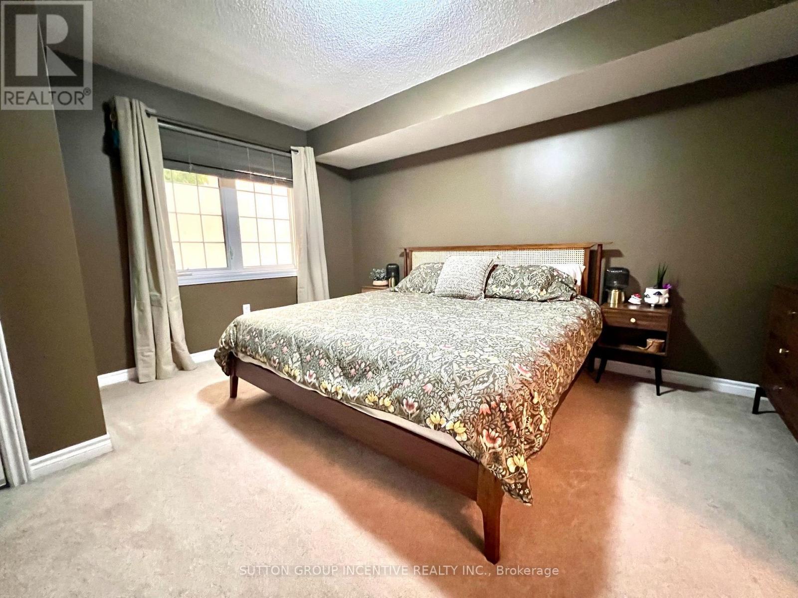 5 - 137 Sydenham Wells, Barrie, Ontario  L4M 0G7 - Photo 24 - S13582516