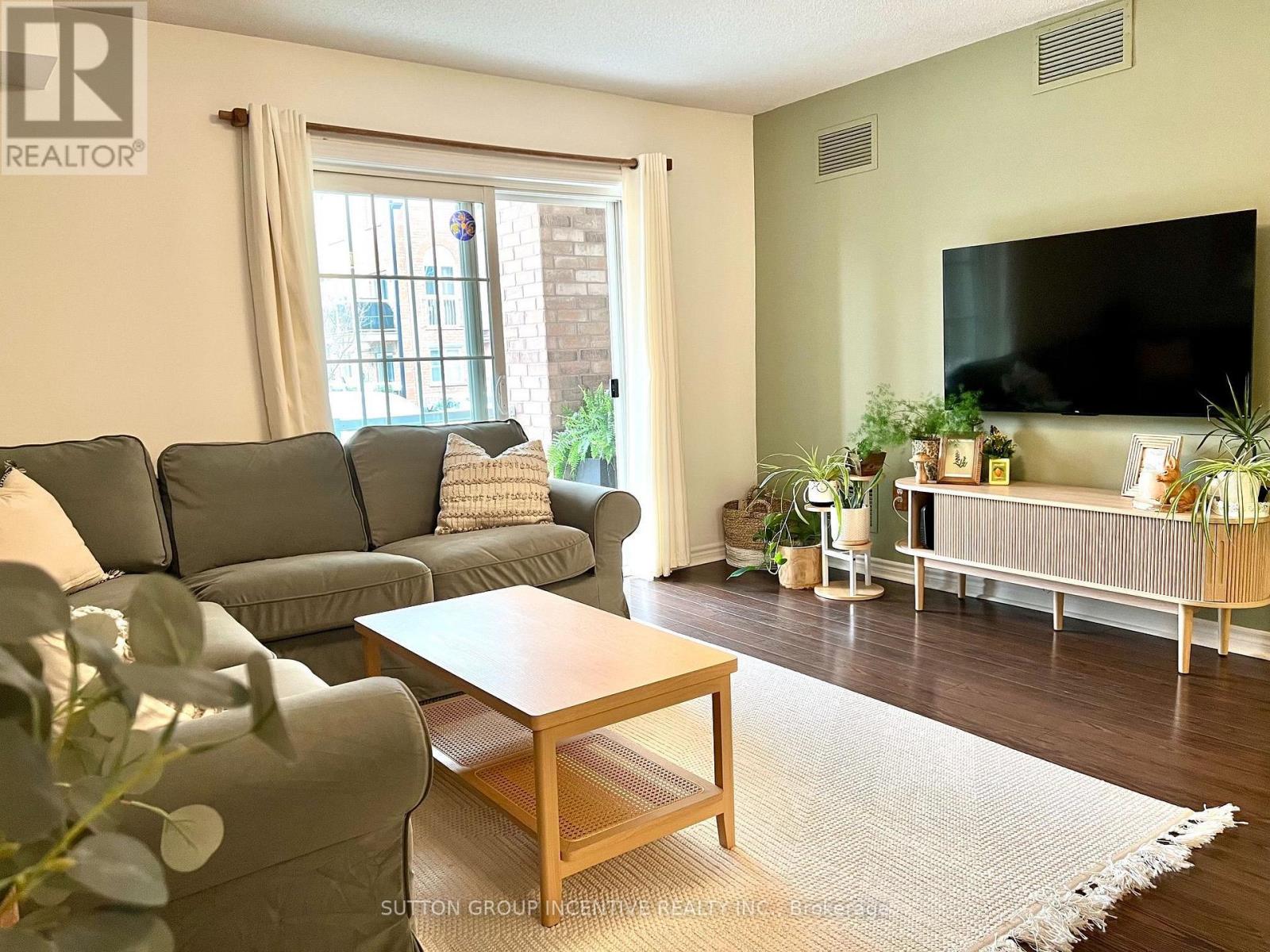 5 - 137 Sydenham Wells, Barrie, Ontario  L4M 0G7 - Photo 9 - S13582516