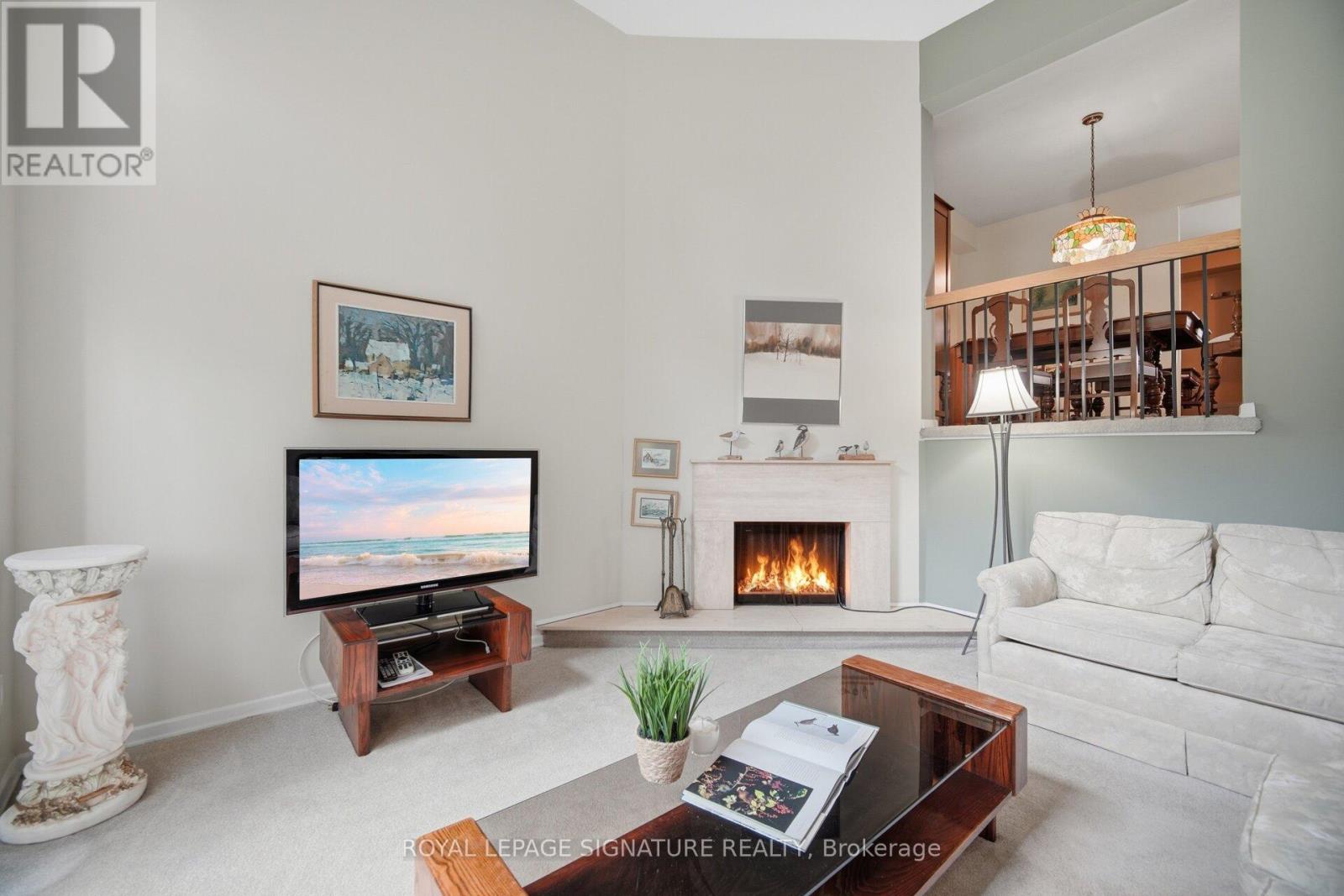 42 - 4230 Fieldgate Drive, Mississauga, Ontario  L4W 2M5 - Photo 2 - W13524166