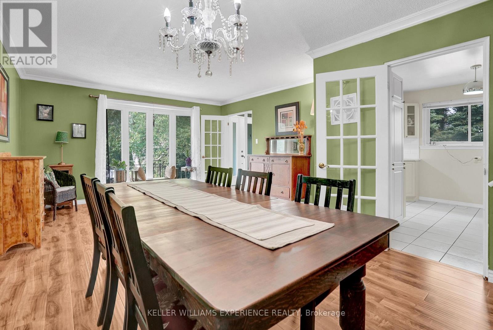 9 Palace Street, Caledon, Ontario  L7K 0A2 - Photo 6 - W13582522