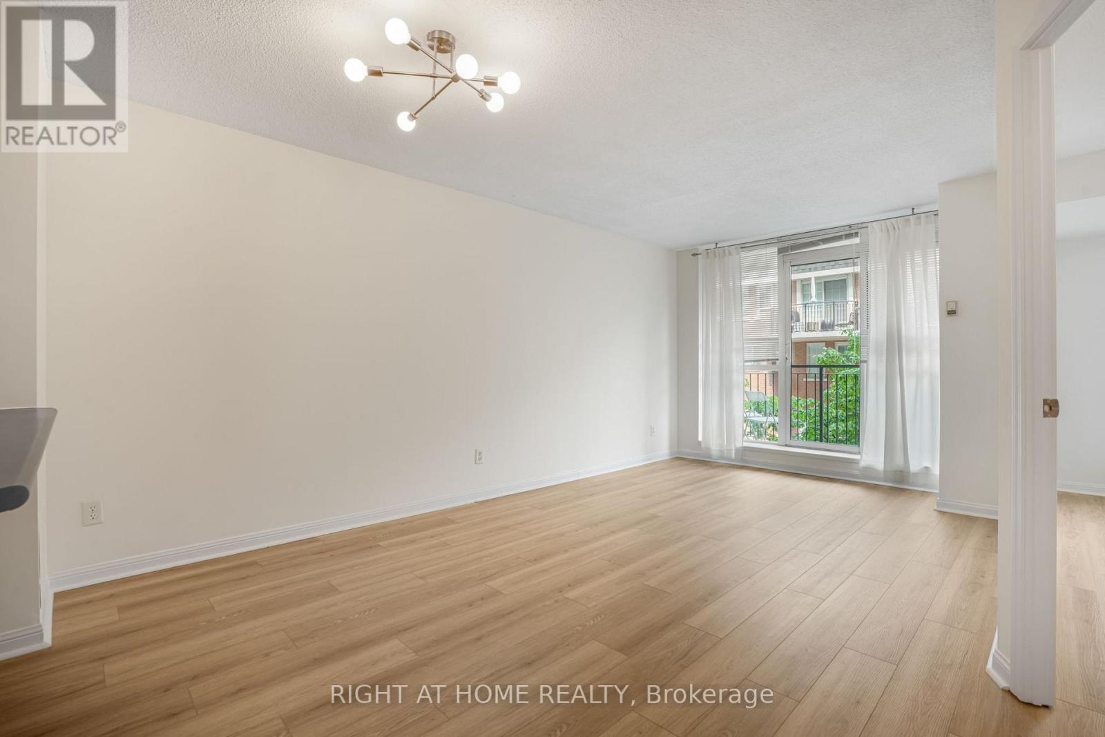220 - 1000 King Street W, Toronto, Ontario  M6K 3N1 - Photo 2 - C13582562
