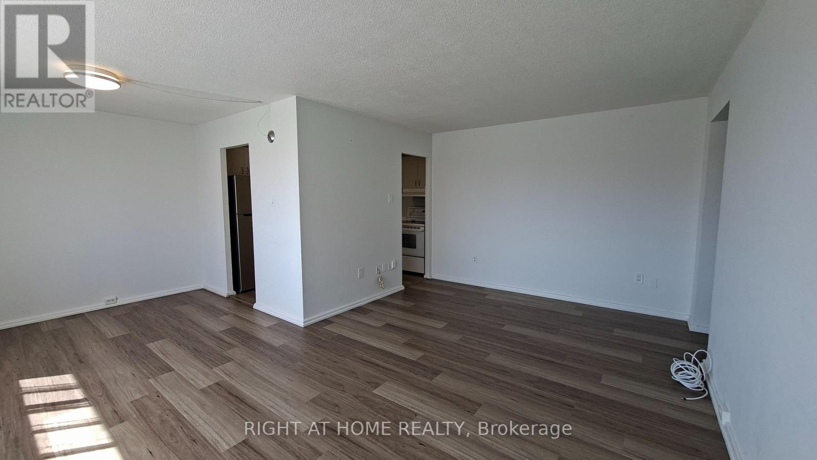 511 - 10 Sunny Glenway, Toronto, Ontario  M3C 2Z3 - Photo 12 - C13582566