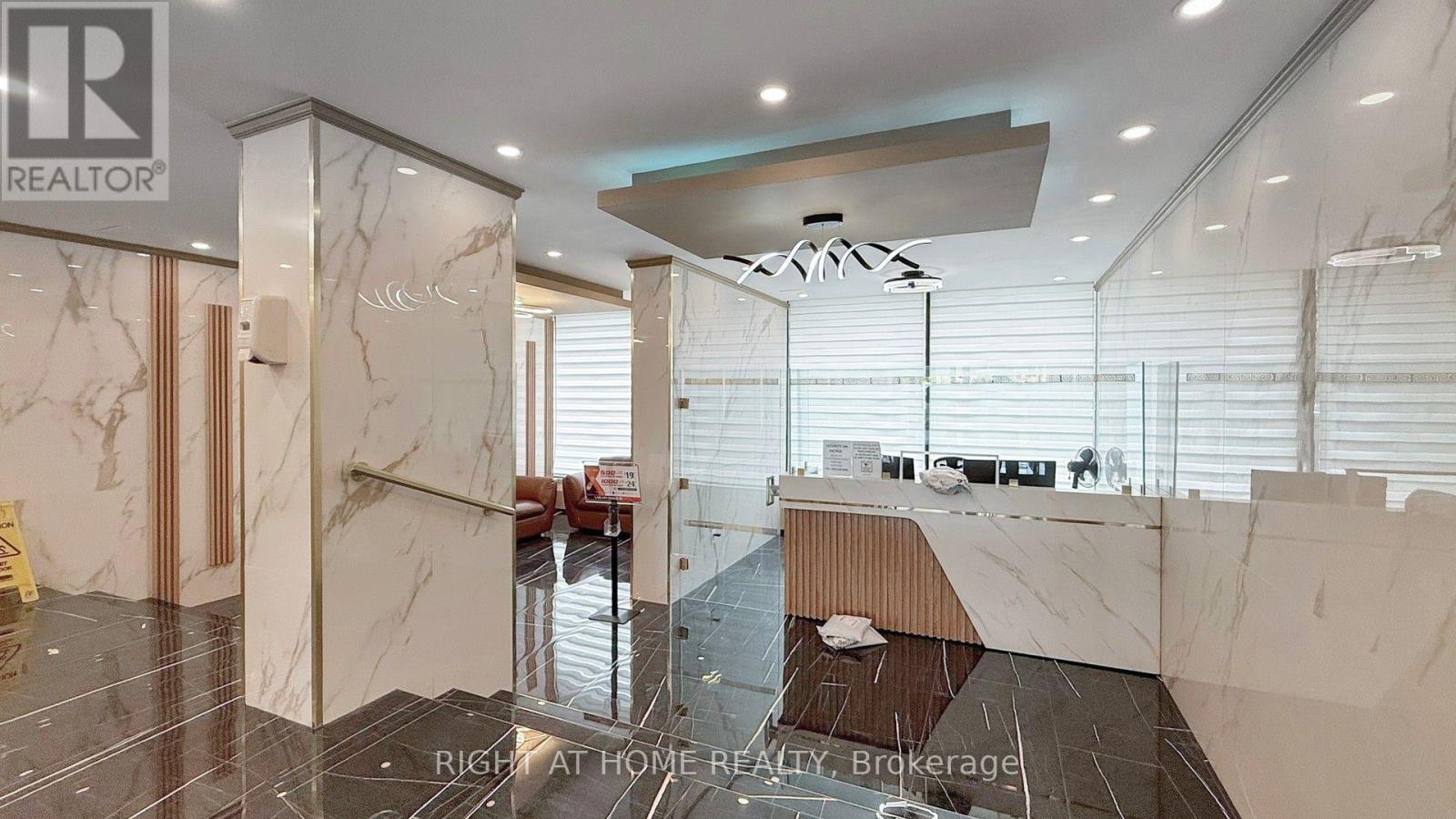 511 - 10 Sunny Glenway, Toronto, Ontario  M3C 2Z3 - Photo 5 - C13582566