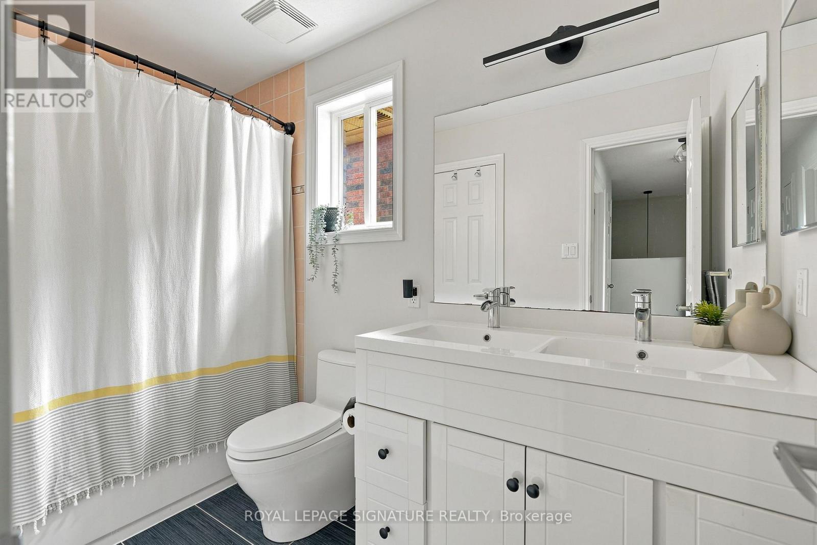 29 Bartor Boulevard, Barrie (Painswick South), Ontario L4N 5Y7 - Photo 30 - S13582584