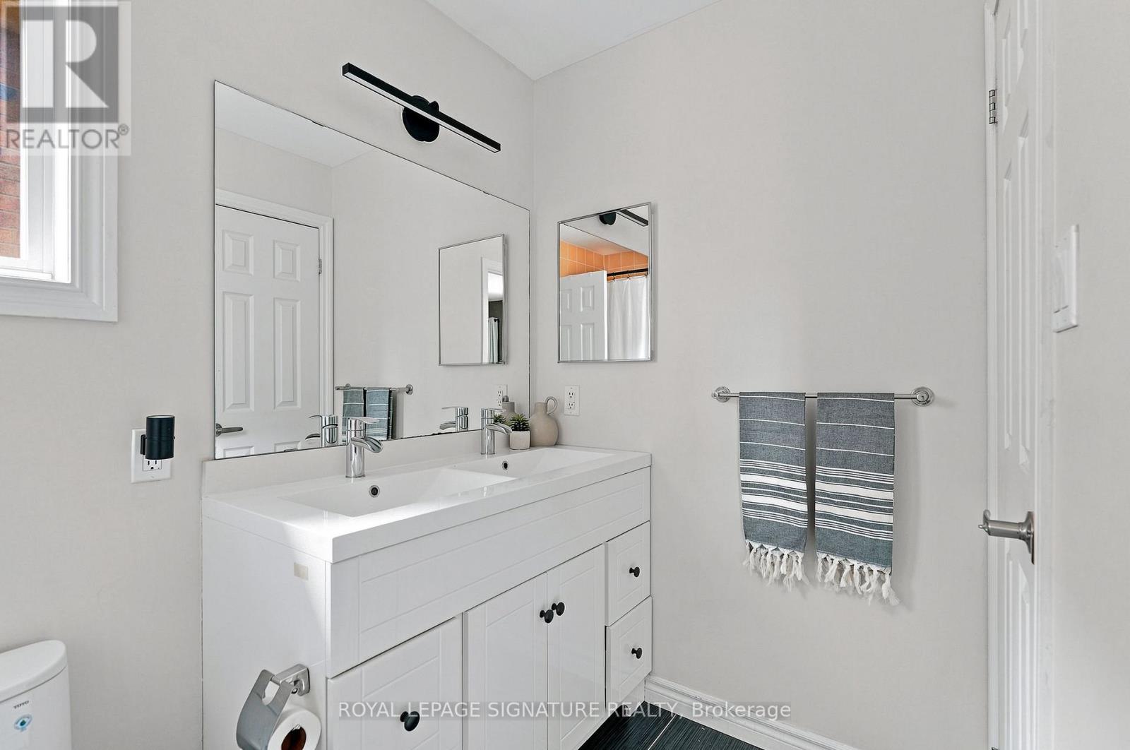 29 Bartor Boulevard, Barrie (Painswick South), Ontario L4N 5Y7 - Photo 31 - S13582584