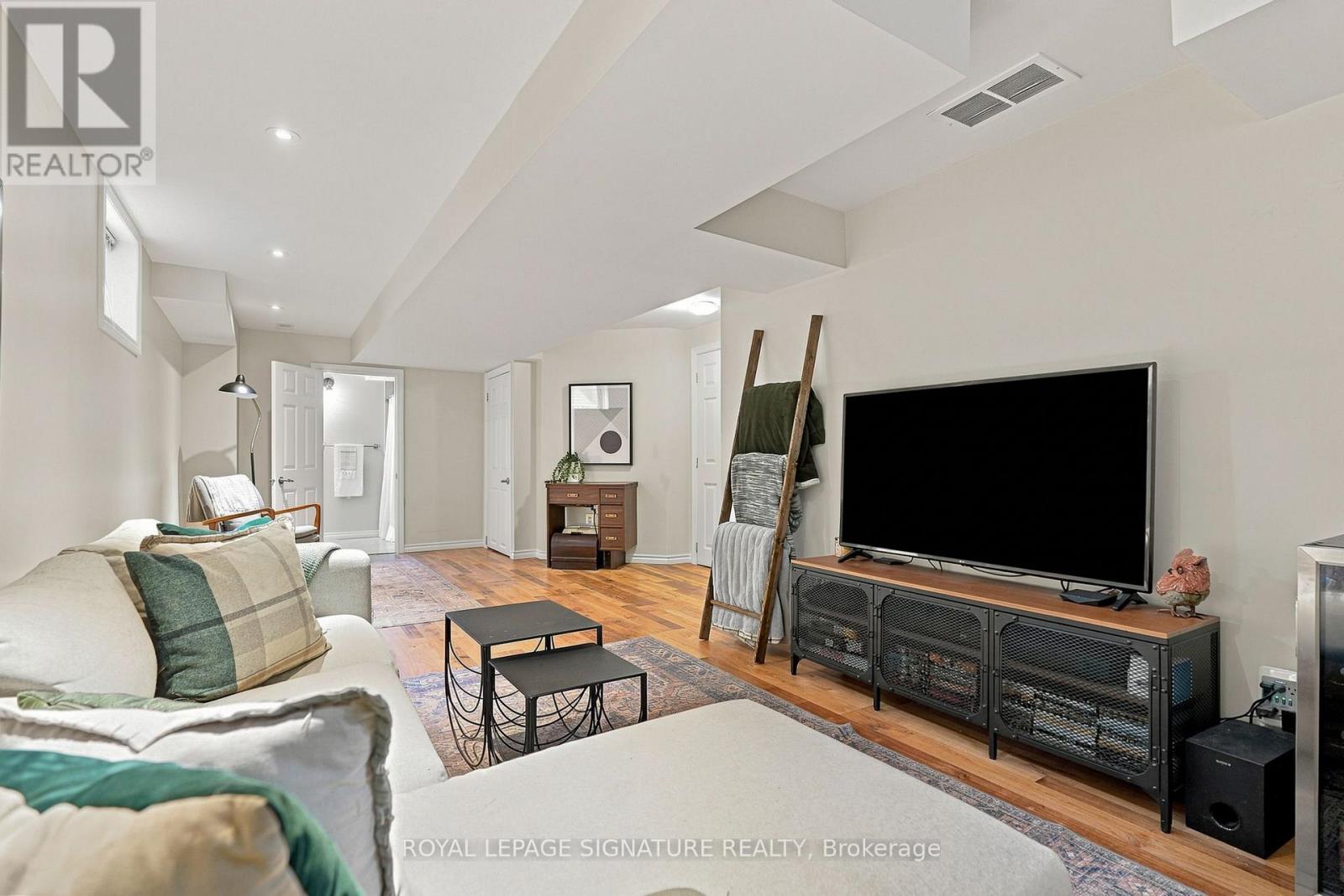 29 Bartor Boulevard, Barrie (Painswick South), Ontario L4N 5Y7 - Photo 40 - S13582584
