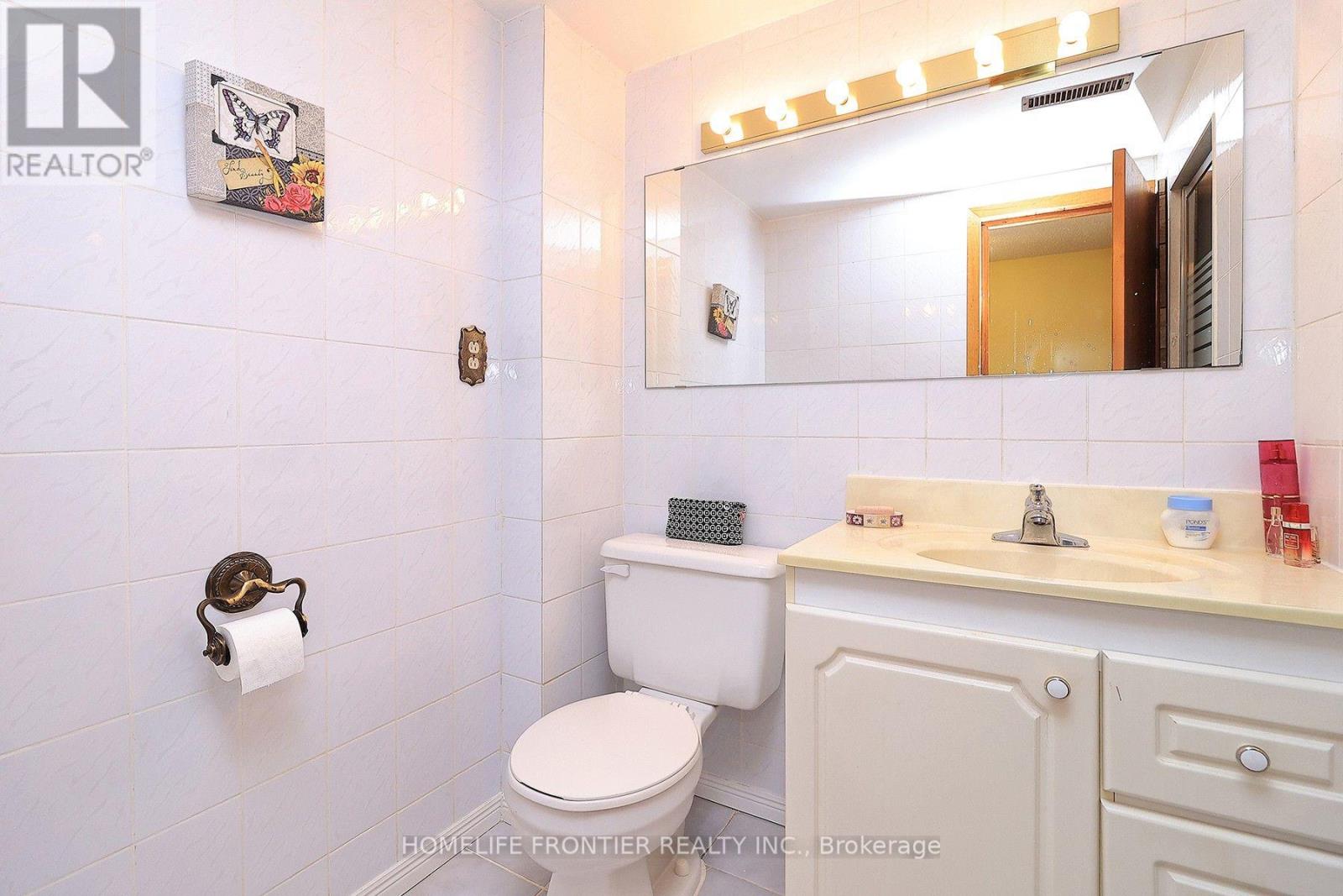 239 Beta Street, Toronto, Ontario  M8W 4H7 - Photo 13 - W13582588