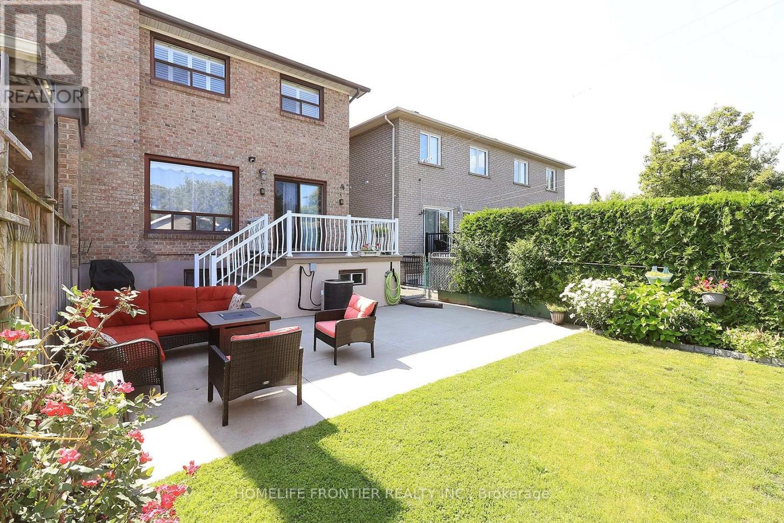 239 Beta Street, Toronto, Ontario  M8W 4H7 - Photo 14 - W13582588